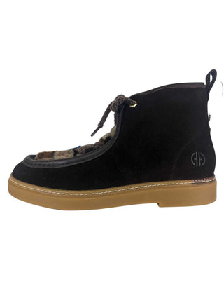 R water resistant suede