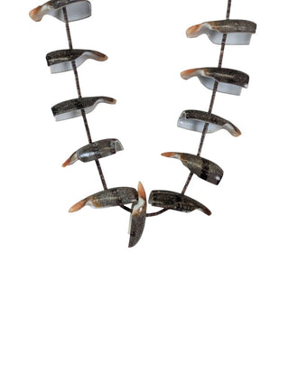 R Shell and Heshi Necklace