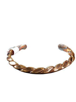 carinated twisted copper cuff