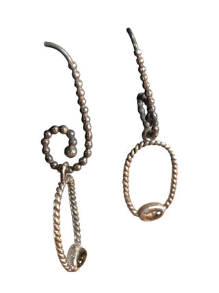 R SS Dangle Small Stone Earrings