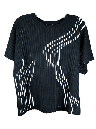 Short sleeve graphic knit