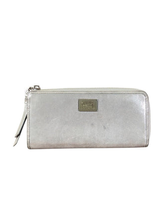 Poppy Metallic Zip Around