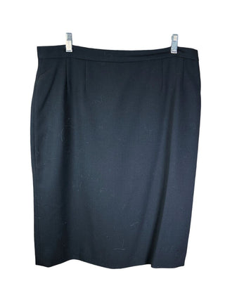 Wool silk lined back zip 3 gld buttons on back slit pencil