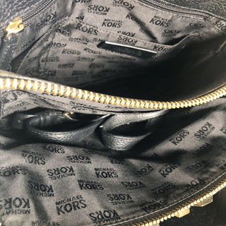 Pebbled leather shoulder bag w/oversized zipper and MK logo