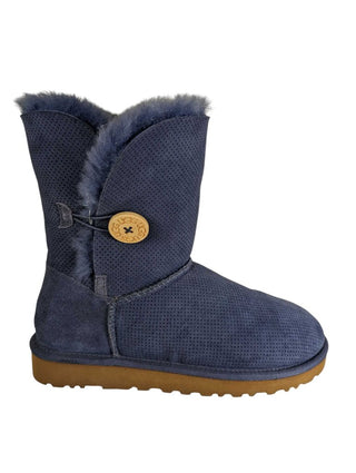 perforated mid calf