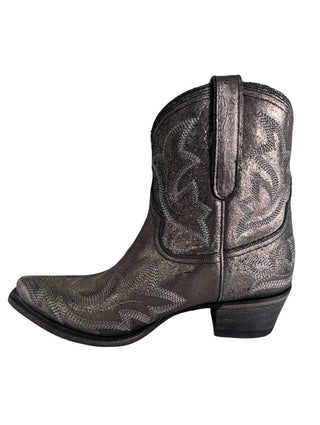 short cowboy