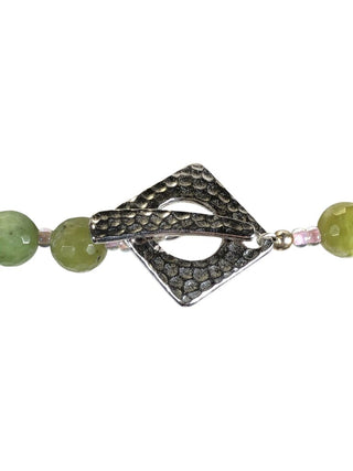 glass pendant necklace