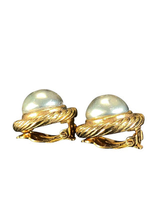 1983 vintage faux pearl clip earrings