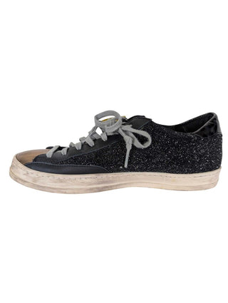 Glittery Lace Up