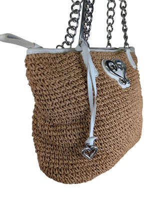 Straw Shoulder