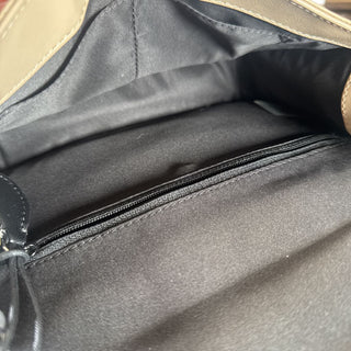 NWT Quilted leather w/chain detail shoulder bag