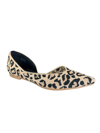 Leopard spotted pointed toe flats