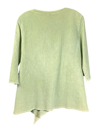 Quarter Length Sleeve