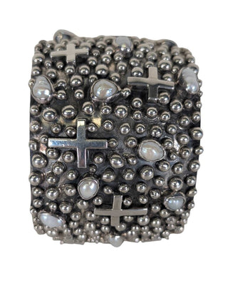 Sterling Waterdrop Cross Pearl Cuff