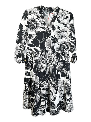 Floral tiered