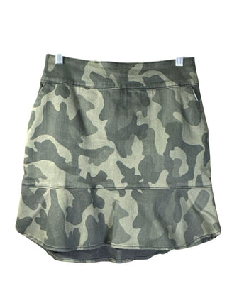Camo print back zip mini w/flounce