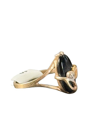 10k Stone Diamond Ring