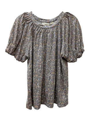 Short Puff Sleeve Leopard Print Blouse