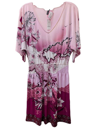 NWT Short Sleeve Floral & Island Print