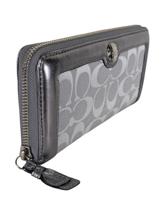 Signature Gallery Zip Around MSRP $198