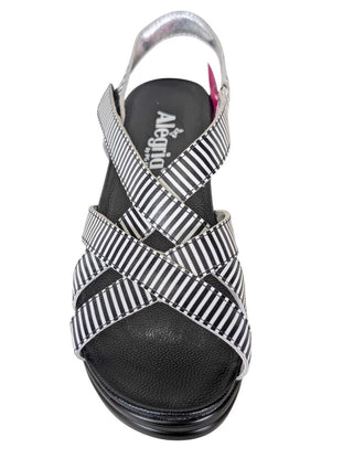 Strappy Striped Platform Sandal Sz 37