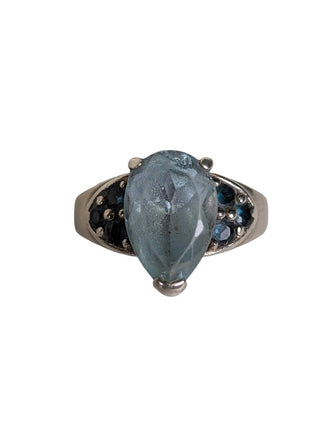 R SS Pear Shaped Stone Ring