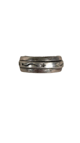 SS Spinner Etched Band Ring
