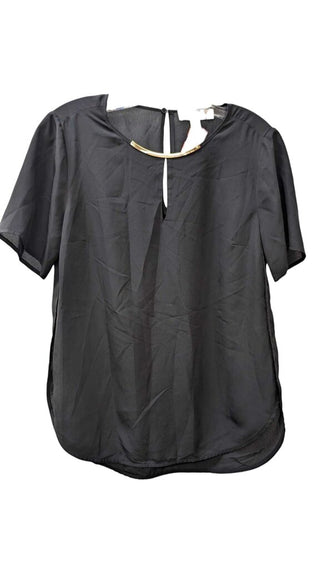 Gold Bar Neckline Short Sleeve