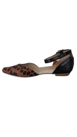 Pointed Toe Flat