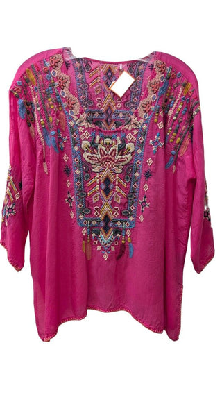 3/4 Sleeve Embroidered Scoop Front