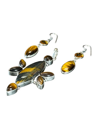 Silver/stone pendant and earrings