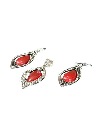 Silver/stone earrings and pendant
