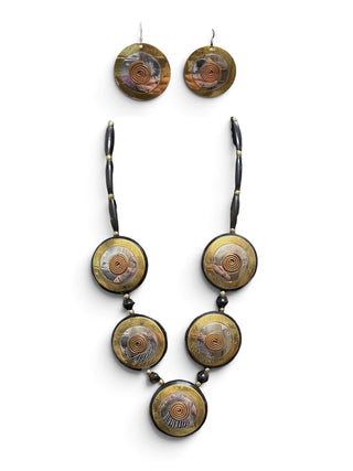 Contemporary Fashion Necklace Set