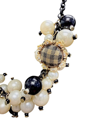 Cat faux Pearl Chunky Necklace