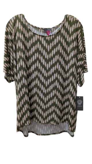 THE BOROUGHS NWT Short Sleeve Print Blouse