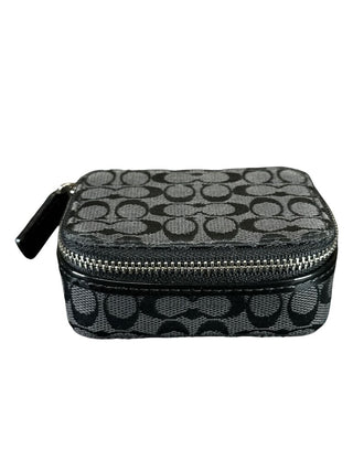 Vintage travel/pill case