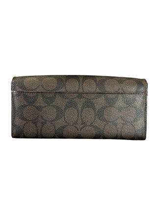 Slim envelope flap