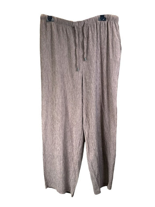 NWT Wide Leg Crinkle Pull On