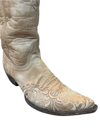 Erin embroidered cowboy boot