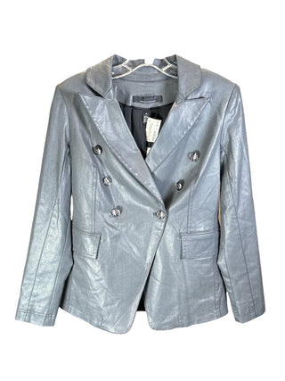 NWT Button Front