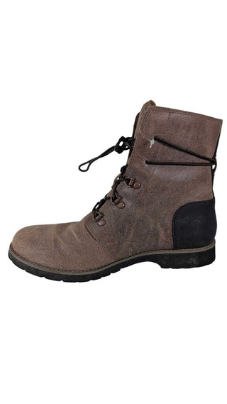 Ballard Lace Up II Suede