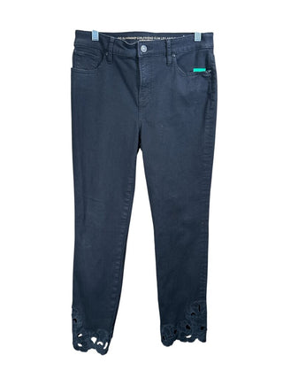 Eyelet Hem