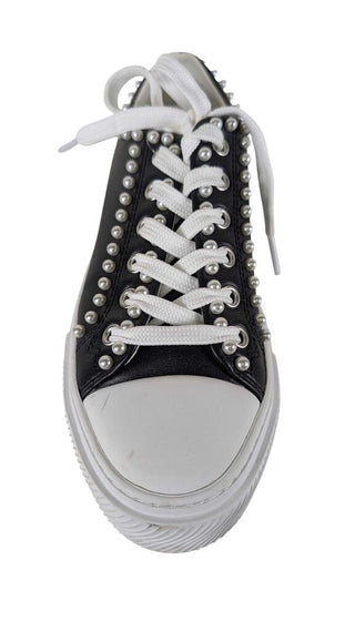 NWT Pearled Lace Up