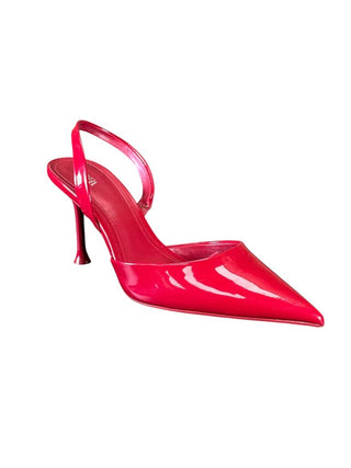 Pointed Toe