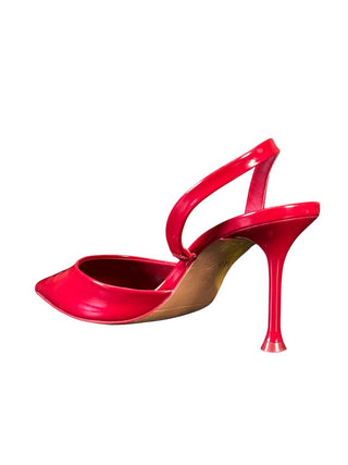Pointed Toe