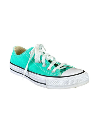 Classic Lace Up
