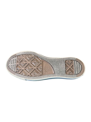 Classic Lace Up