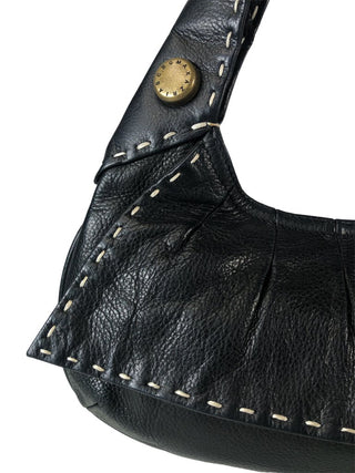 R Pebble leather flap handbag