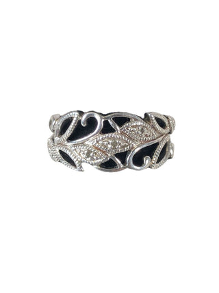 R Sterling marcasite ring