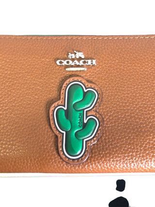 R Leather Saguaro ZIp Around Wallet